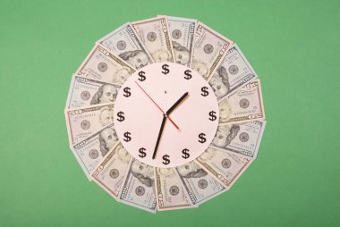 Saat ve dolar kavramı. Para Mandala Kaleidoscope üzerinde saat. Soyut para arka plan raster desen tekrar Mandala daire.