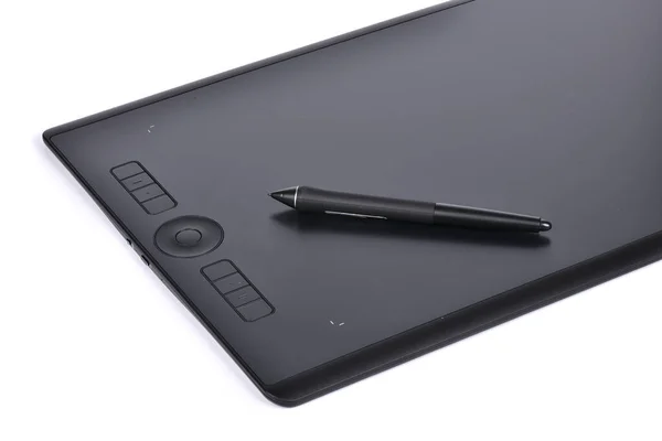 디지털 펜으로 프로페셔널 그래픽 태블릿 배경에 고립되어 있습니다 고해상도 — 스톡 사진