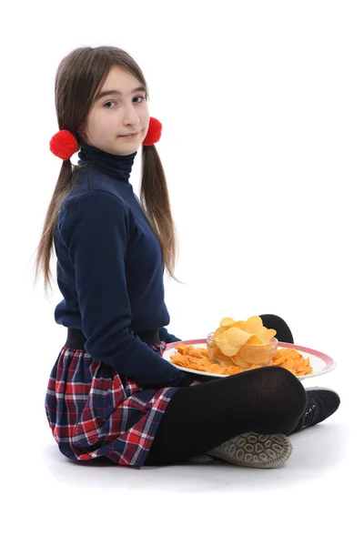 Niña Preadolescente Sosteniendo Plato Está Llena Papas Fritas Aislado Sobre — Foto de Stock