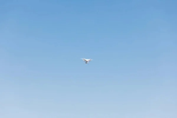 Drone Flying Blue Sky Sunny Day — Stock Photo, Image