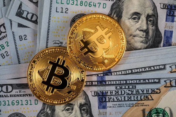 Criptomoneda Electrónica Bitcoin Oro Dólares — Foto de Stock