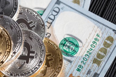 Altın bitcoin sikke ve bize dolar kapatın. Elektronik kripto para