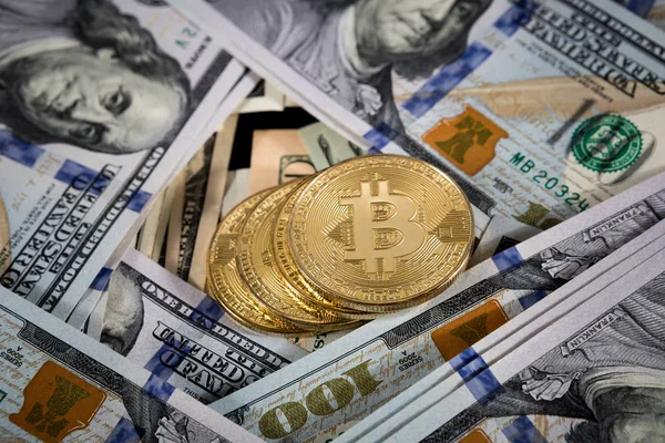 Altın bitcoin sikke ve bize dolar kapatın. Elektronik kripto para