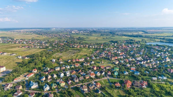 Staden Vid Solnedgången Från Drönaren — Stockfoto