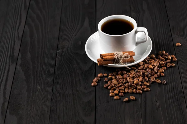 Tasse Kaffee Mit Braunem Zucker Auf Einem Holztisch — Stockfoto