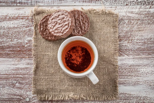 Chocolate Chip Cookies Mug Tea White Wooden Table — Stock Photo, Image