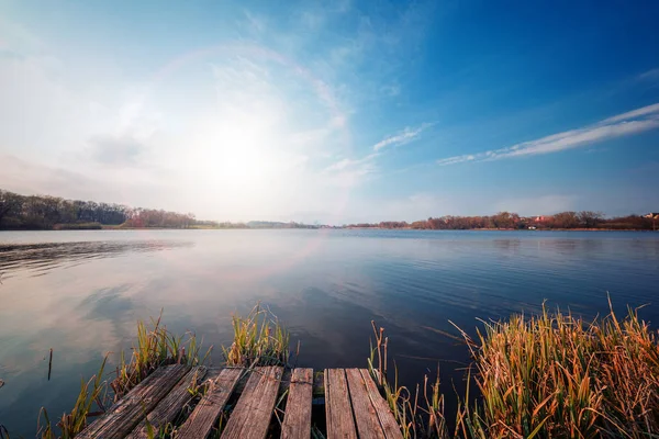 Dřevěný most přes horní pohled — Stock fotografie