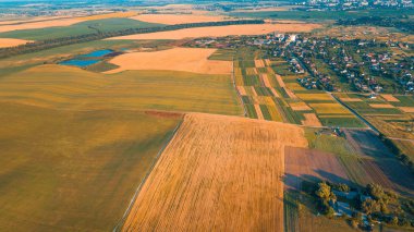 Yeşil alan gün batımında İHA ile çekilecek.