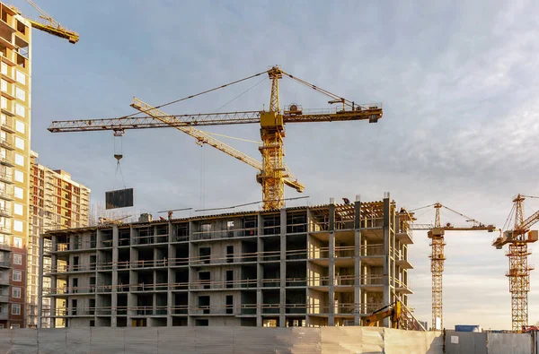 Baukräne Auf Der Baustelle Der Nähe Von Petersburg — Stockfoto