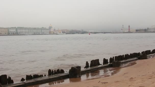 San Pietroburgo Resti Antica Banchina Legno Sullo Sfondo Del Paesaggio — Video Stock