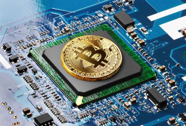 Bir bilgisayar işlemcisi üzerinde altın Bitcoin