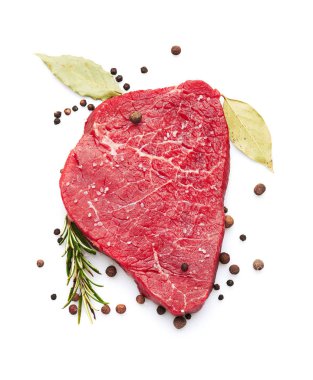 Baharat ile taze çiğ et