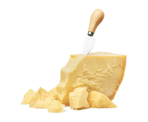 Fromage parmesan isolé sur blanc — Photo