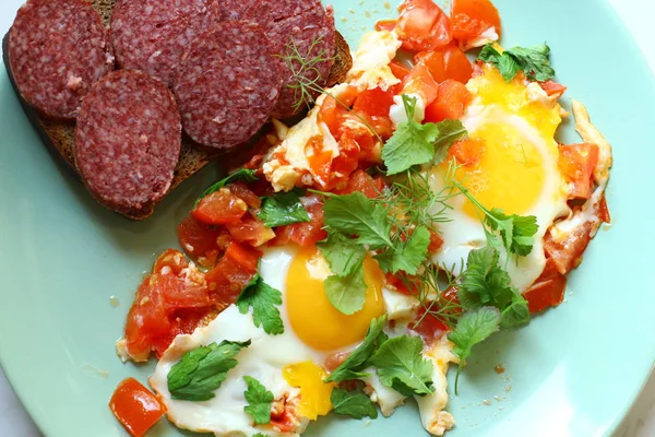 Desayuno Continental Con Huevos Hierbas Verdes — Foto de Stock