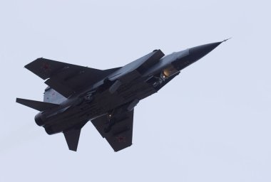 Rus Jet fighter Mig-31 açılış.