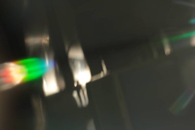 Arka plan. Siyah arka plan üzerine güneş ışınları. Işınları ile flare.