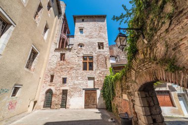 Cahors, çok, Midi Pyrenees, Fransa Ortaçağ evleri.
