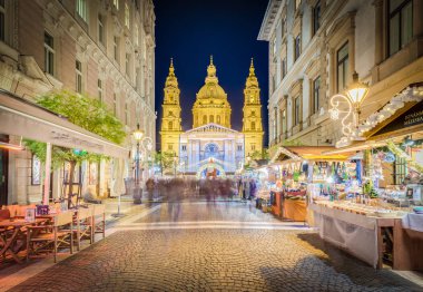 BUDAPEST, HUNGARY - DECEMBER 12, 2016: St. Stephens Basilica (Szent Istvan bazilika), a Roman Catholic basilica in Budapest, Hungary.