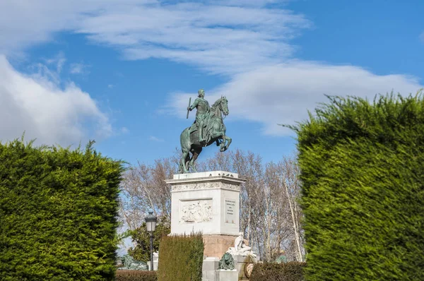 Monument Philippe Sur Plaza Oriente Central Gardens Situé Entre Palais — Photo