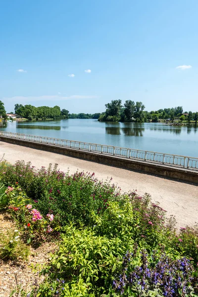 Tarn River Passing Moissac Castelsarrasin Tarn Garonne Midi Pyrenees France — Stock Photo, Image