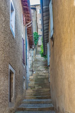 Gers, Languedoc-Roussillon-Midi Pyrenees Güney Fransa Ortaçağ sokakta.