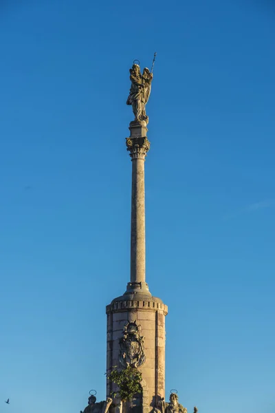 Statua San Raffaello Trionfo Cordova Andalusia Spagna — Foto Stock