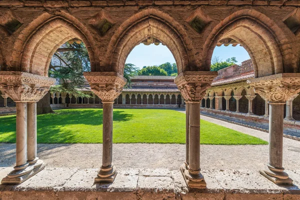 Saint Pierre Abbey Cloister Moissac Castelsarrasin Tarn Garonne Midi Pyrenees — Stock Photo, Image