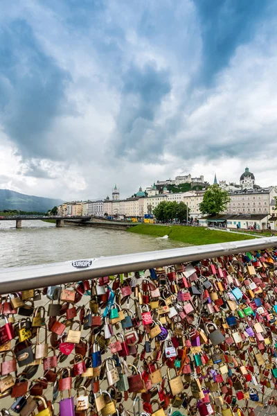 Salzachfloden nära Salzburg, Österrike — Stockfoto