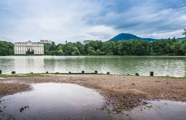 Paleis Schloss Leopoldskron in Salzburg, Oostenrijk. — Stockfoto