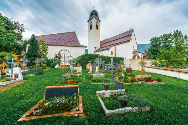 Lans wieś w pobliżu Innsbrucka, Austria — Zdjęcie stockowe