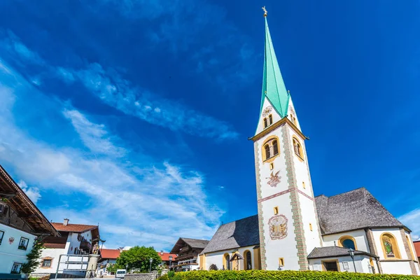 Pueblo de Mutters cerca de Innsbruck, Austria —  Fotos de Stock