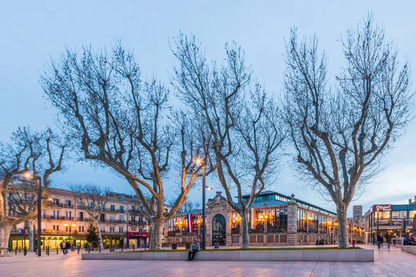 Narbonne 'daki Les Halles Pazarı — Stok fotoğraf