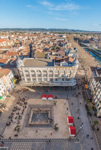 Hotel de Ville Square z Gilles Aycelin lochu w Narbonn — Zdjęcie stockowe