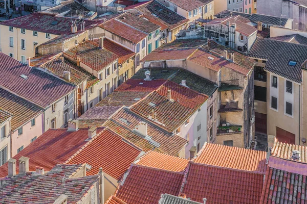 Narbonne stad daken, Frankrijk — Stockfoto