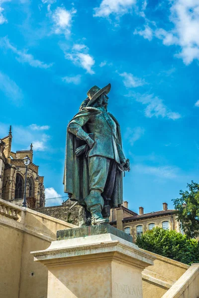 Estátua de Dartagnan em Gers, Sul da França . — Fotografia de Stock