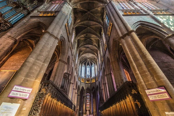 Katedrála Notre-Dame v Rodez, Francie — Stock fotografie