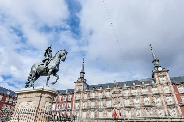 Filips Iii op de Plaza Mayor in Madrid, Spanje. — Stockfoto