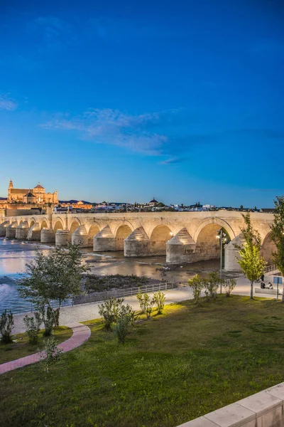 Guadalquivir river in Cordoba, Andalusia, Spain. — Stock Photo, Image