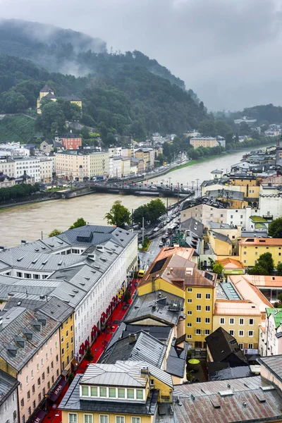 Salzburg z Monchsberg, Austria — Zdjęcie stockowe