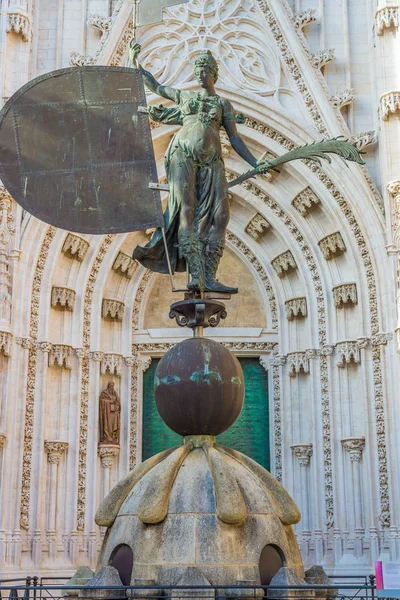 Sevilla'daki Santa Maria de la Sede de Sevilla Katedrali, İspanya — Stok fotoğraf