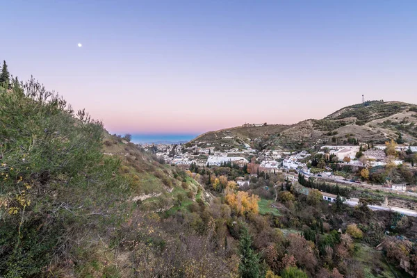 Sacromonte von der avellano straße in granada, spanien. — Stockfoto