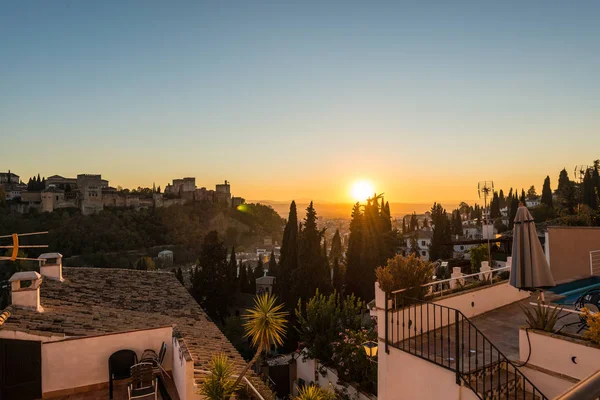 The Alhambra at dusk in Andalusia, Spain. — Stock Photo, Image