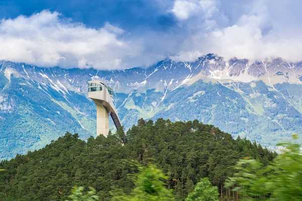 Bergisel Tower en Innsbruck, Austria — Foto de Stock