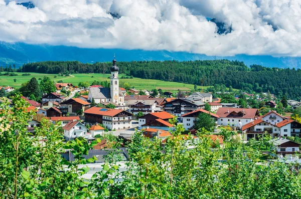Gotzens wieś w pobliżu Innsbrucka, Austria — Zdjęcie stockowe