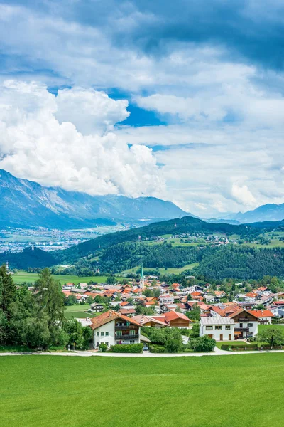 Mutters paese vicino Innsbruck, Austria — Foto Stock