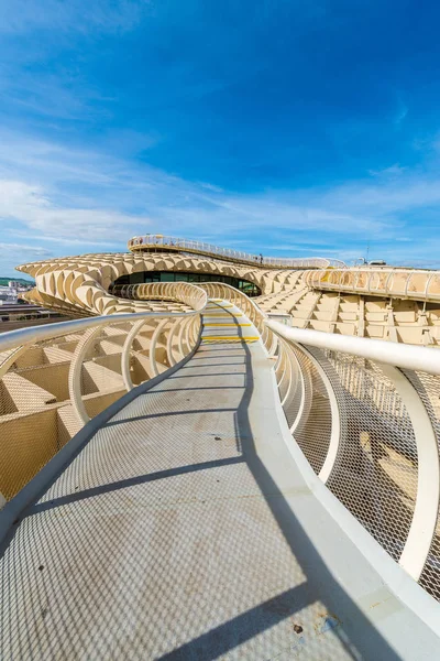 The Metropol Parasol in Sevilha, Andaluzia, Espanha . — Fotografia de Stock