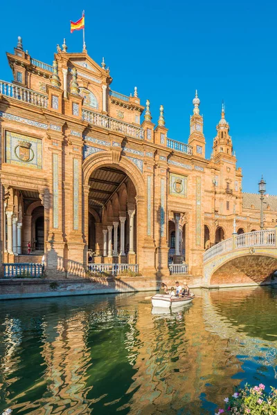 Náměstí Plaza de Espana v Seville, Španělsko. — Stock fotografie