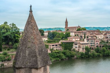 Tarn Nehri'nin Albi, Fransa