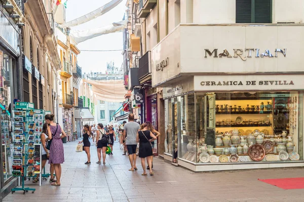 Calle Sierpes in Seville, Endülüs, İspanya — Stok fotoğraf