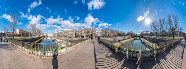 Canal de la Robine v Narbonne, Francie — Stock fotografie